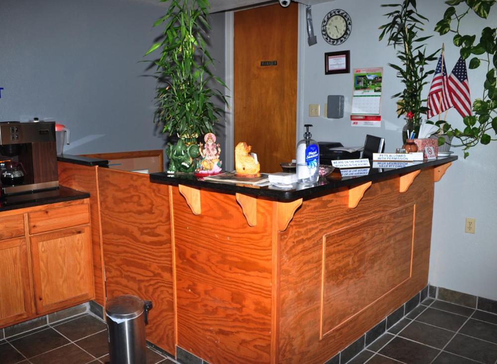 Bestway Inn Ruidoso Downs Bagian luar foto