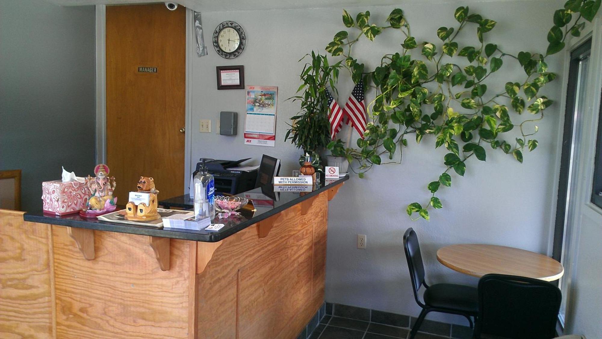 Bestway Inn Ruidoso Downs Bagian luar foto