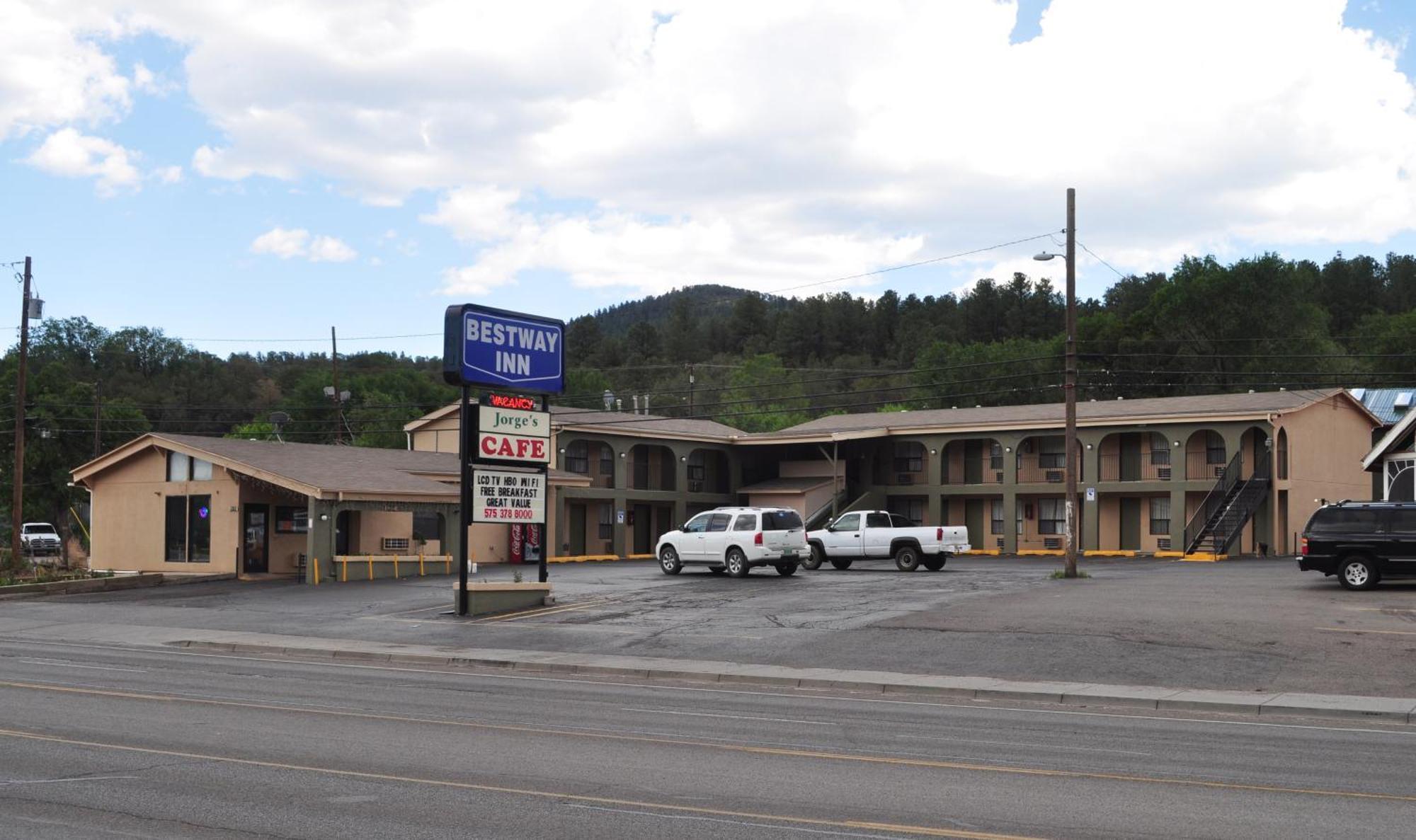 Bestway Inn Ruidoso Downs Bagian luar foto