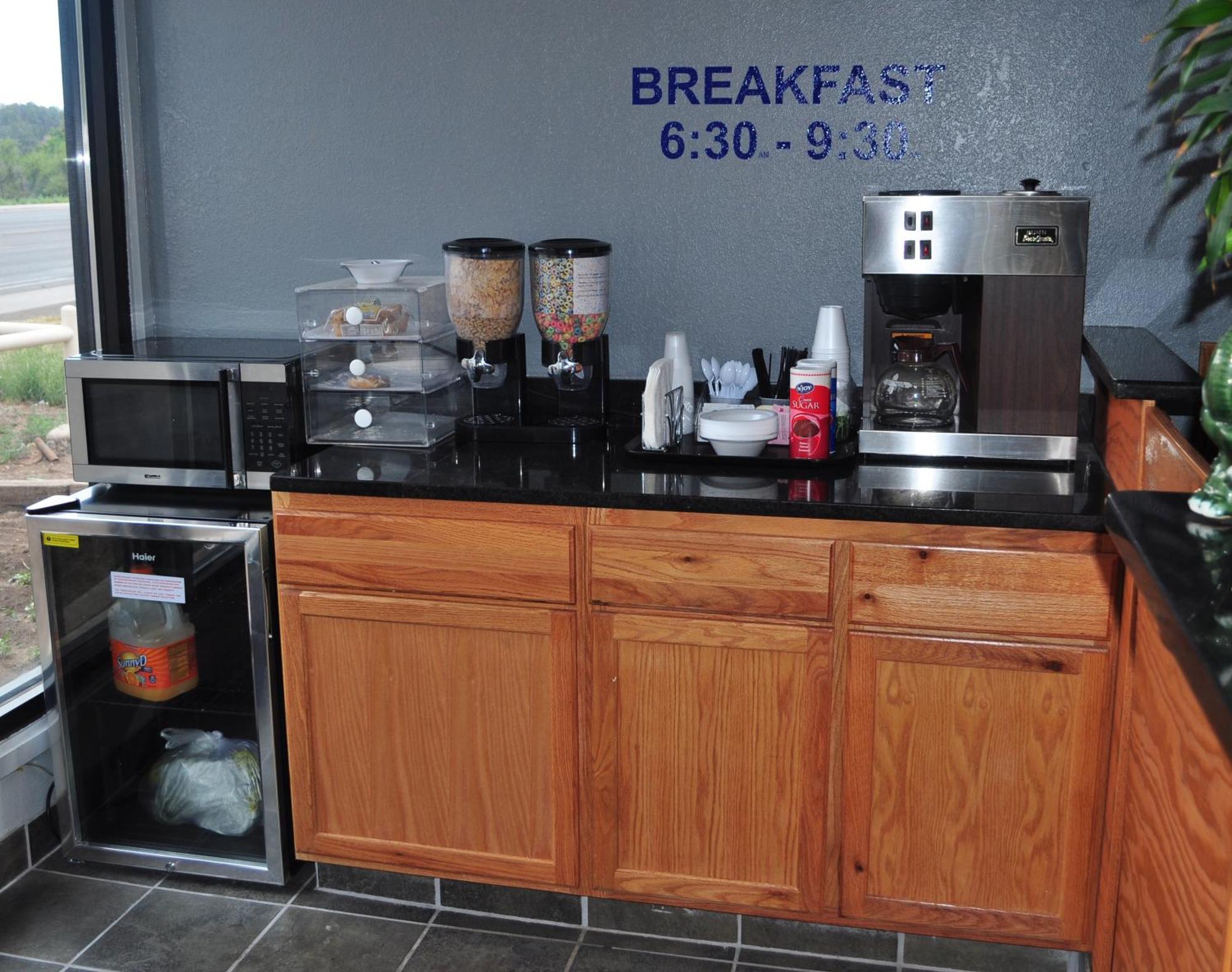 Bestway Inn Ruidoso Downs Bagian luar foto